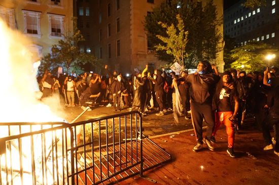 В США продолжаются протесты