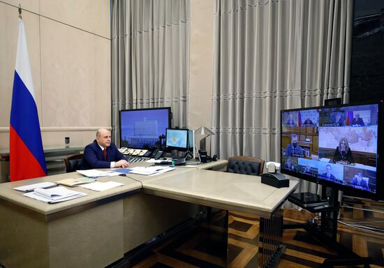 Премьер-министр РФ М. Мишустин провел оперативное совещание
