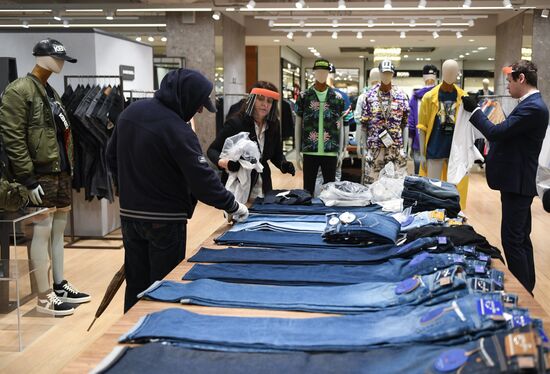 Открытие ЦУМа после карантина  