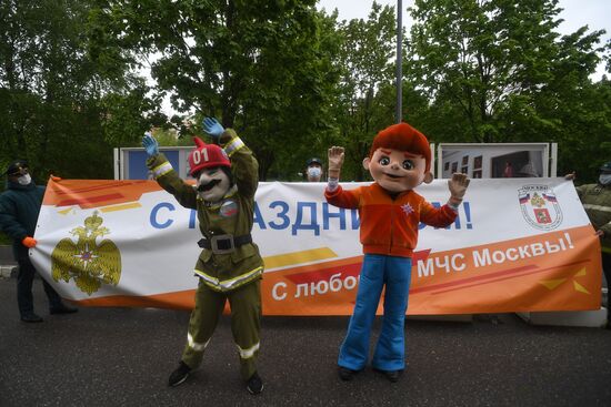 Поздравление пациентов больницы им. Башляевой с Днем защиты детей