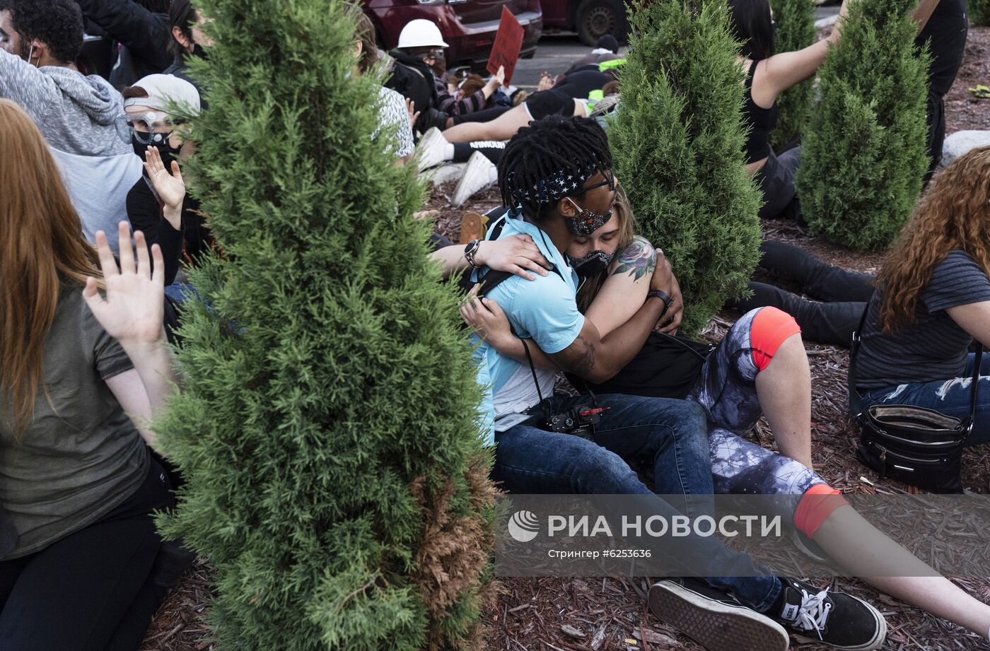 Протесты в Миннеаполисе