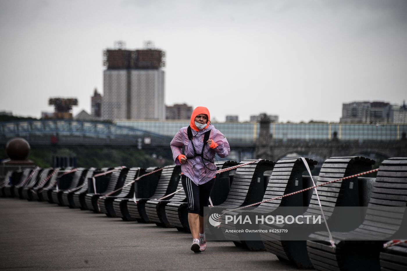 В Москве возобновили работу парки