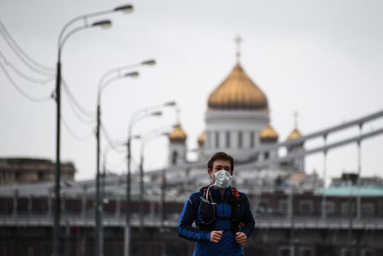 В Москве возобновили работу парки