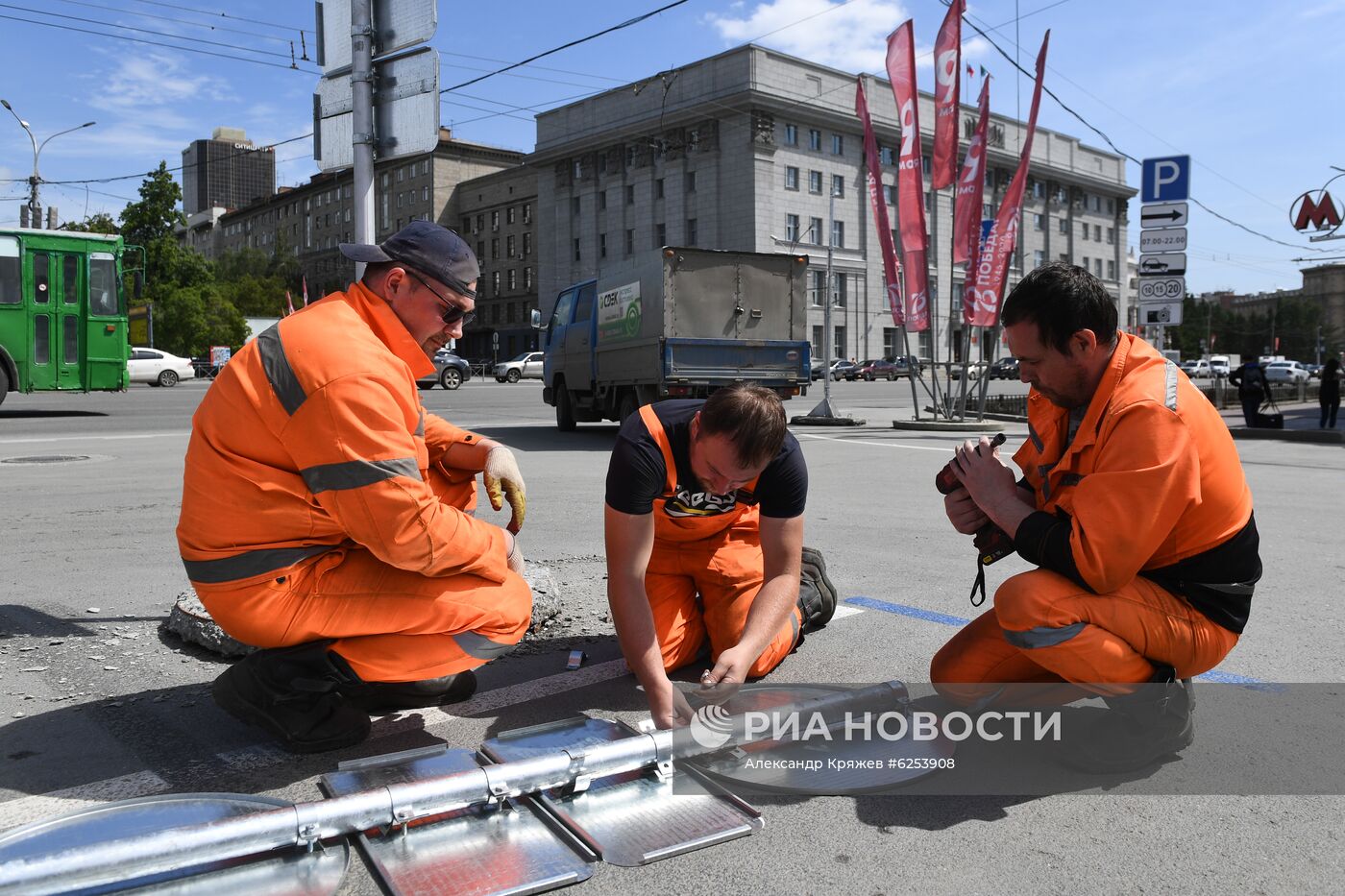 Платные парковки заработали в центре Новосибирска
