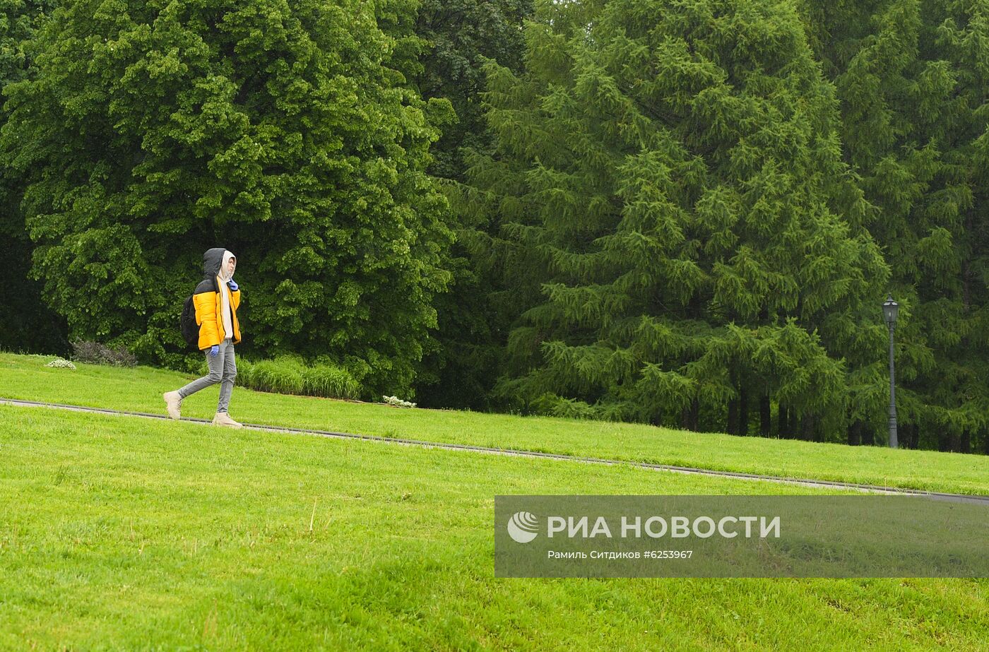 В Москве возобновили работу парки