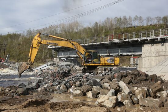 Железнодорожный мост обрушился в Мурманской области