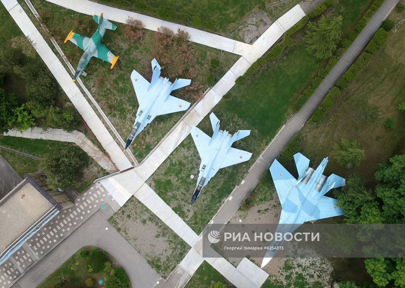 Подготовка Всероссийского детского центра "Орленок" к летнему сезону