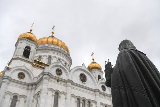 Храм Христа Спасителя и Богоявленский собор открылись после карантина