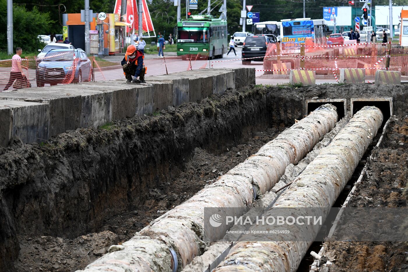 Ремонт участка магистральной теплосети в Новосибирске