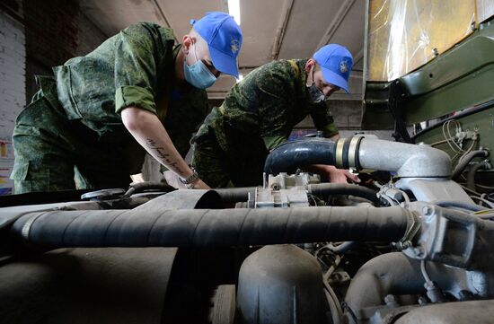 Обучение профессии водителя военной техники в автошколе ДОСААФ