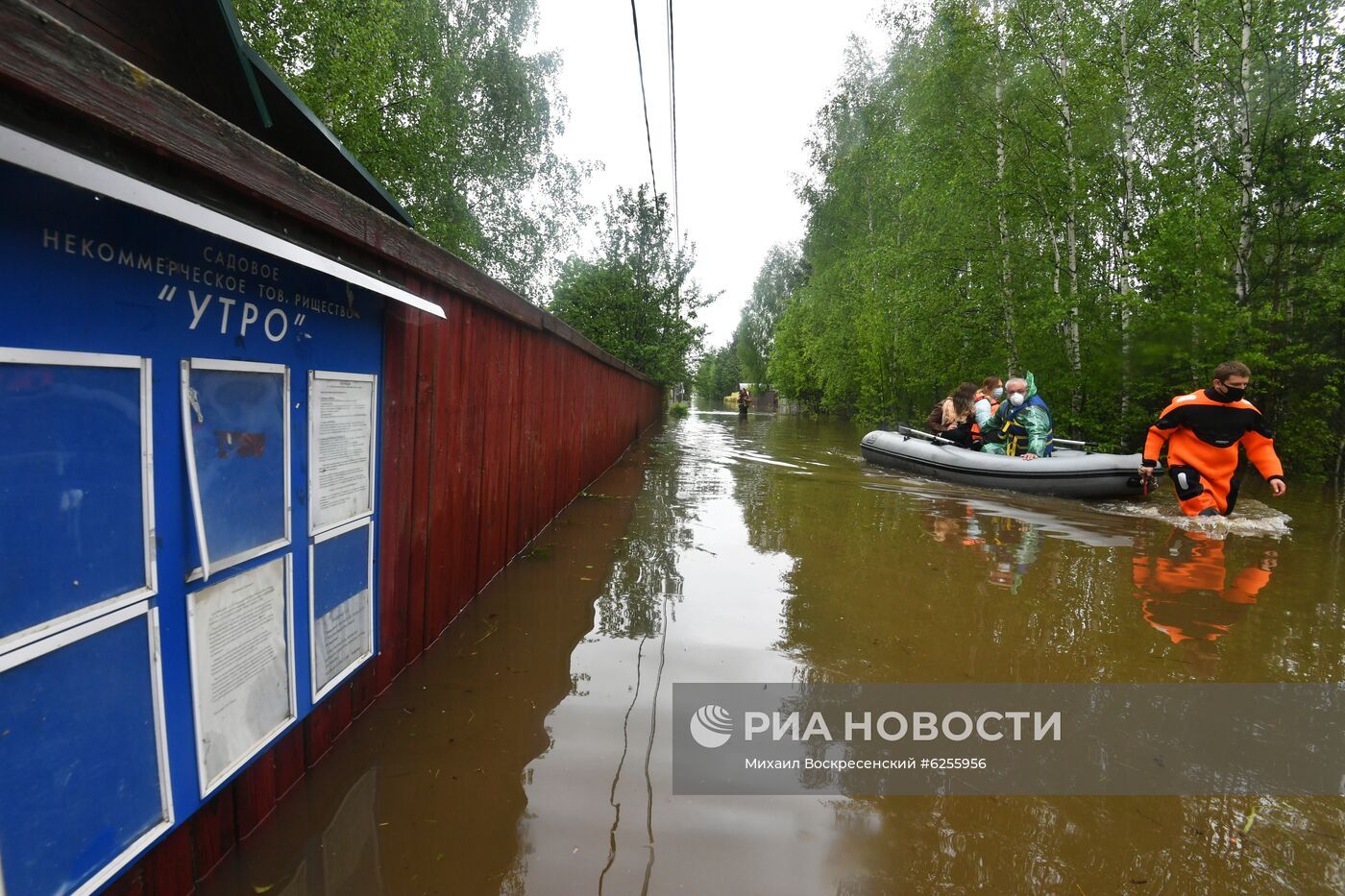 Подтопление дачного поселка в Подмосковье 