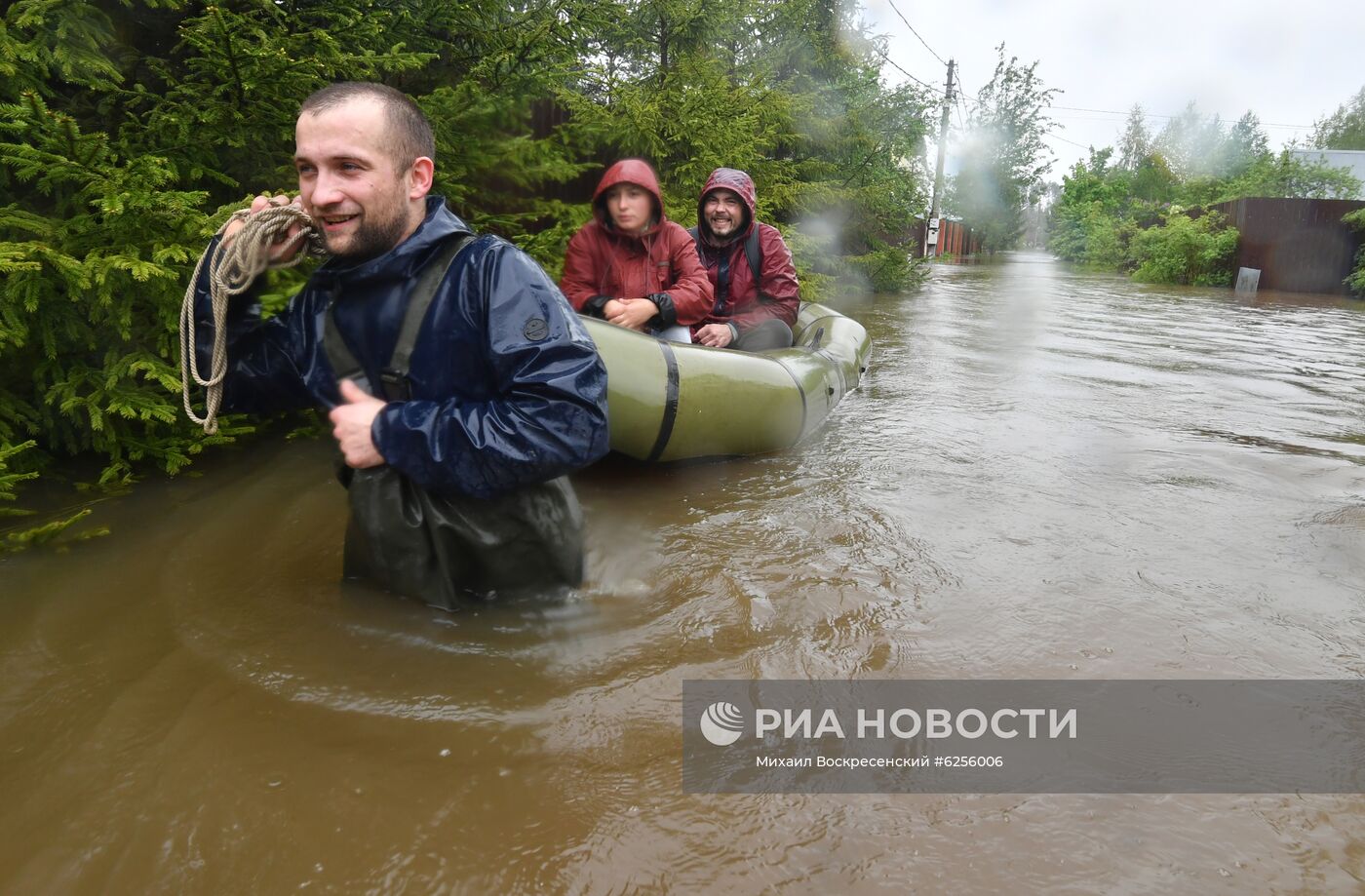 Подтопление дачного поселка в Подмосковье 