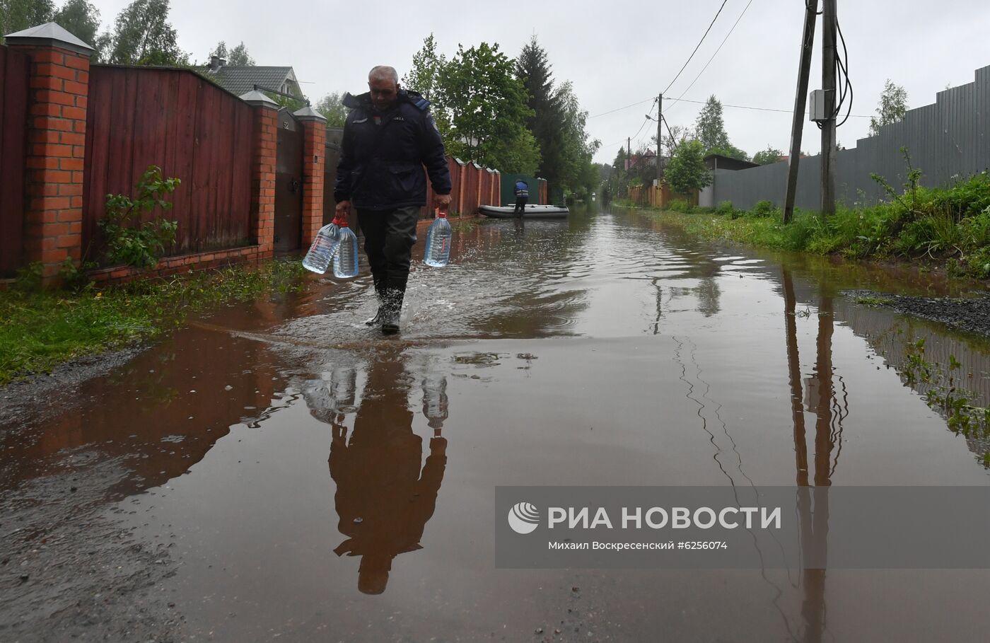 Подтопление дачного поселка в Подмосковье 