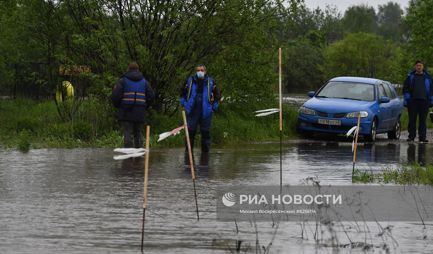 Подтопление дачного поселка в Подмосковье 