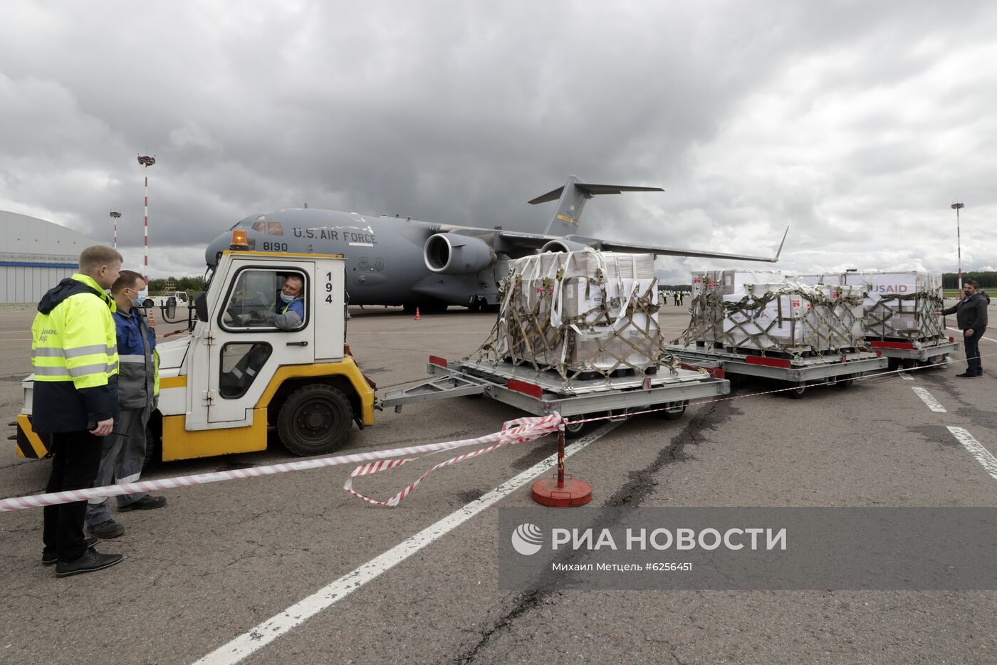 Доставка второй партии аппаратов ИВЛ из США в Москву Доставка второй партии аппаратов ИВЛ из США в Москву