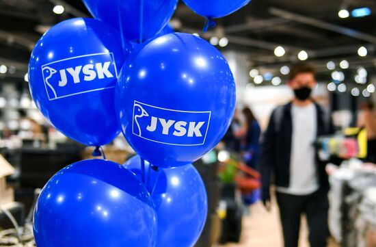 Первый магазин датского мебельного ритейлера Jysk открылся в Москве
