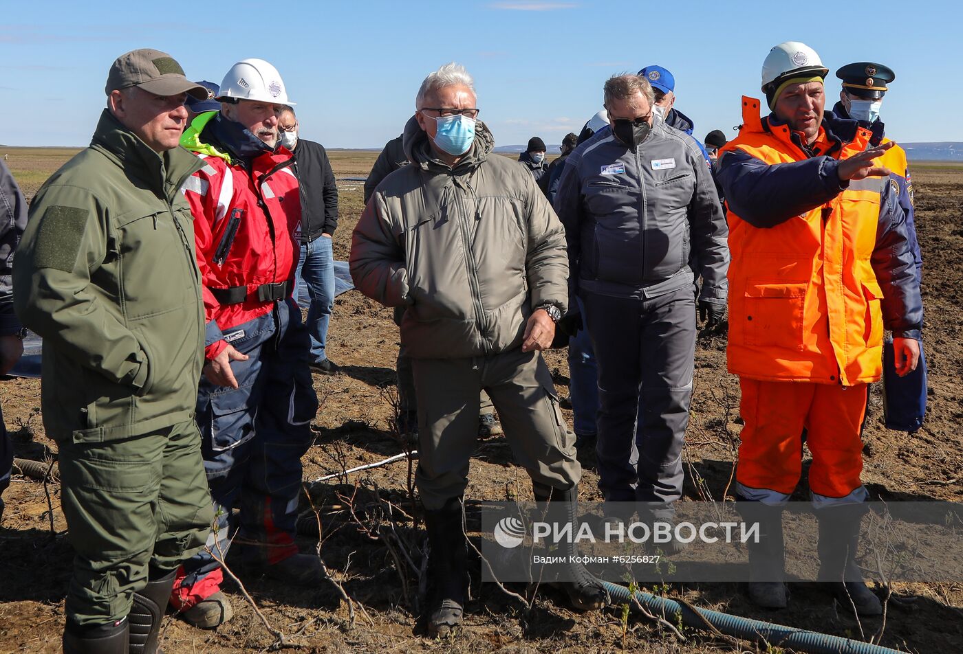 Ликвидация ЧС в связи с разливом нефтепродуктов в Норильске