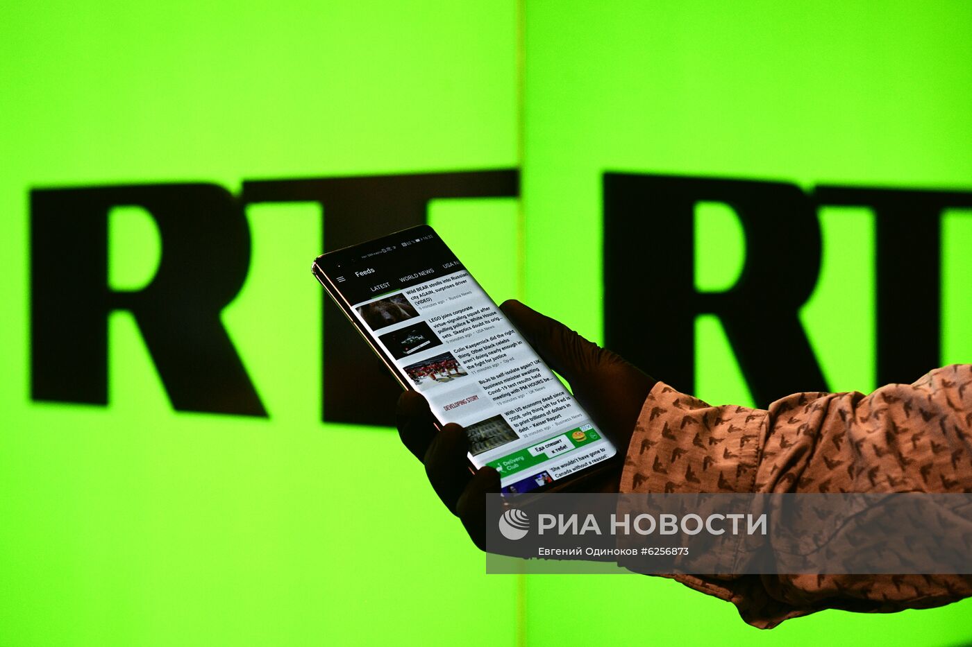 RT стал официальным партнером HUAWEI и HONOR в России