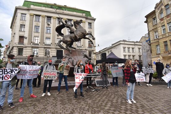 Акции на Украине с требованием отставки главы МВД А. Авакова