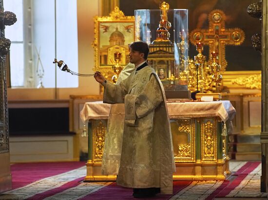 В Санкт-Петербурге возобновляют работу храмы