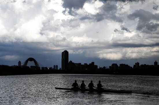 В Москве разрешили тренировки на спортивных объектах