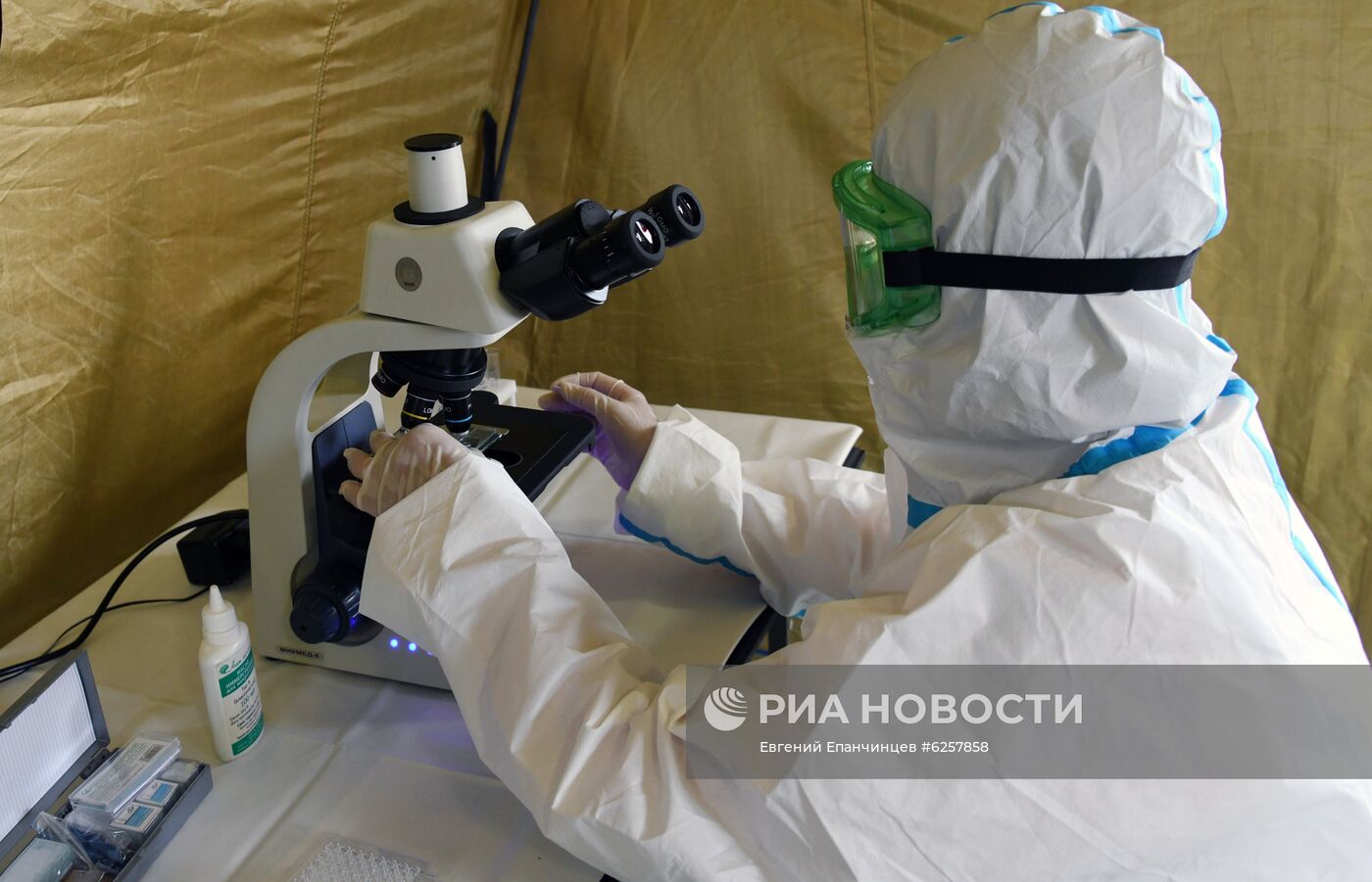 Военные развернули госпиталь для больных COVID-19 в Чите