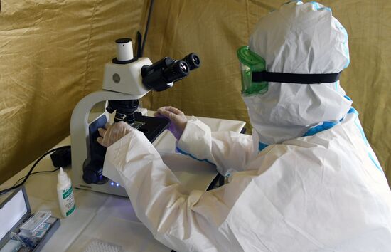 Военные развернули госпиталь для больных COVID-19 в Чите