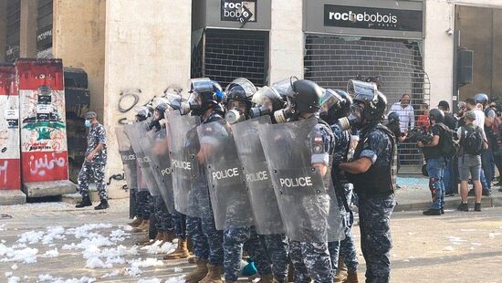 Акция протеста в Бейруте 