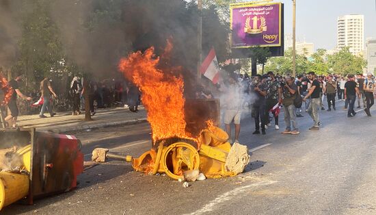 Акция протеста в Бейруте 