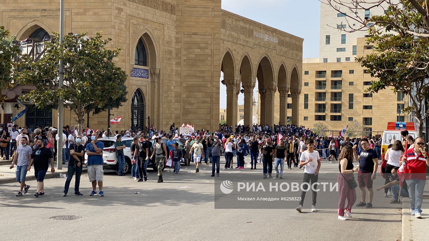 Акция протеста в Бейруте 