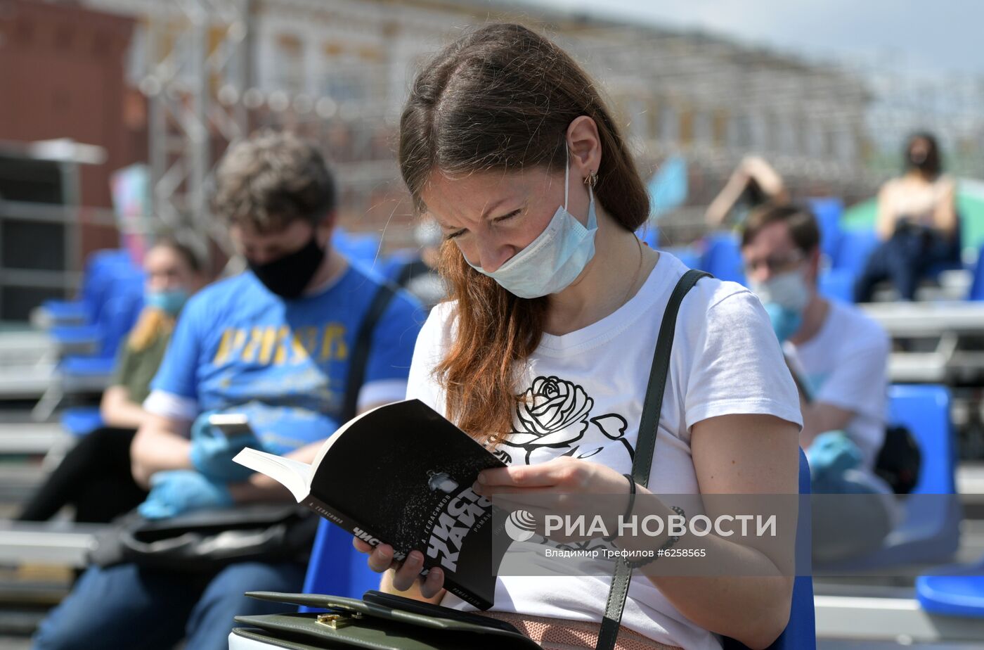 Книжный фестиваль "Красная площадь". День второй