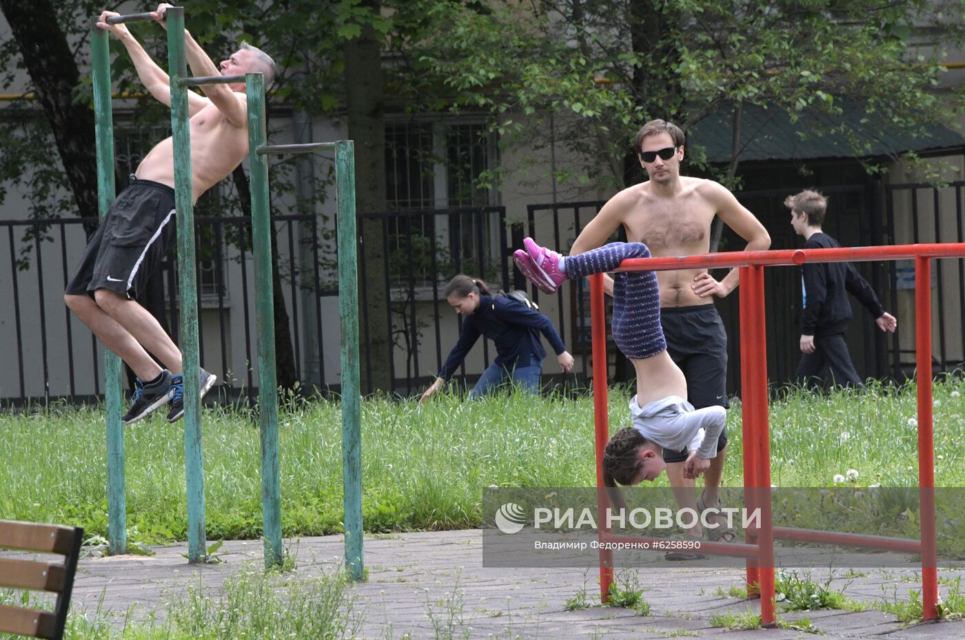 Теплая погода в Москве