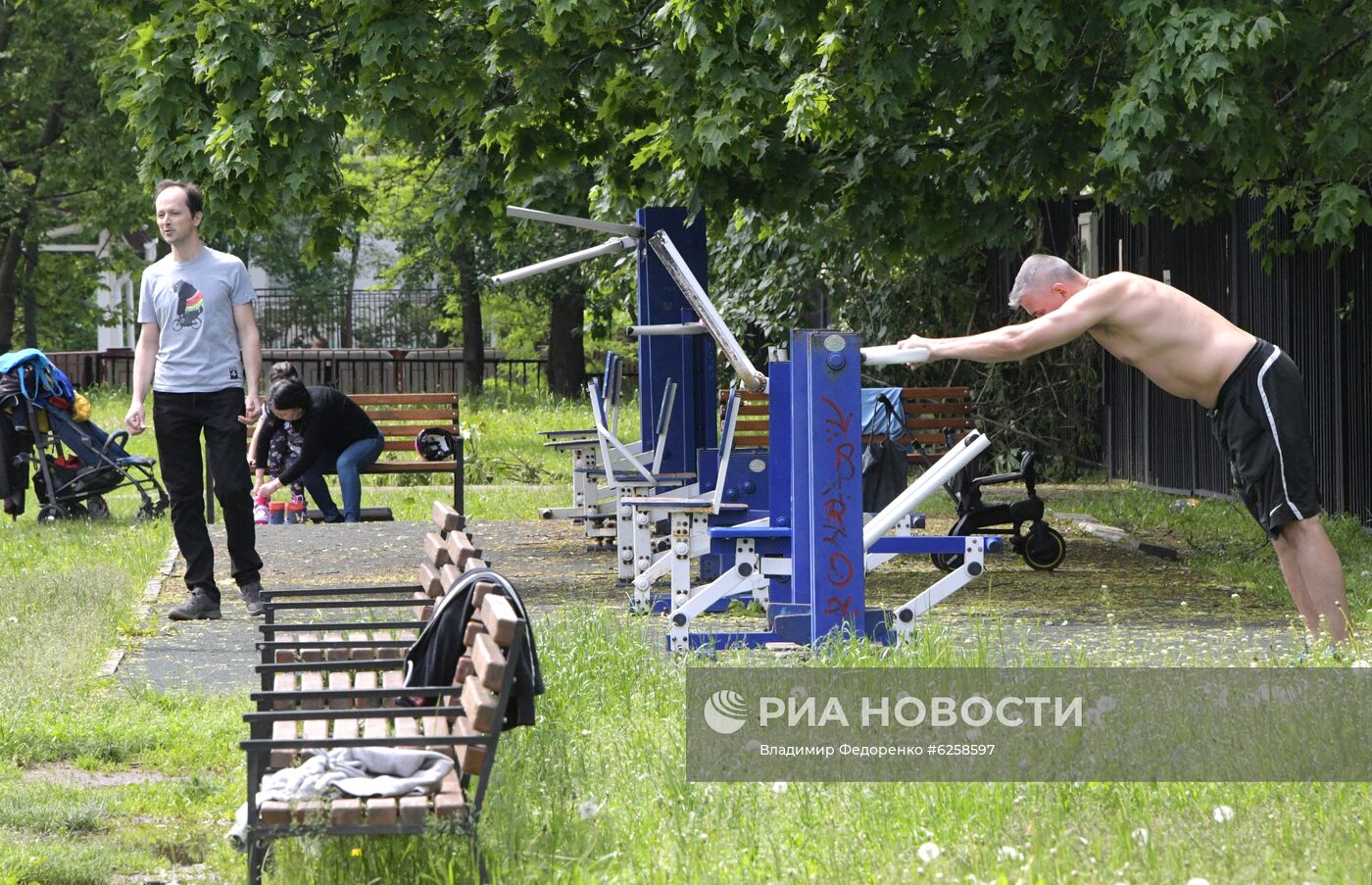 Теплая погода в Москве