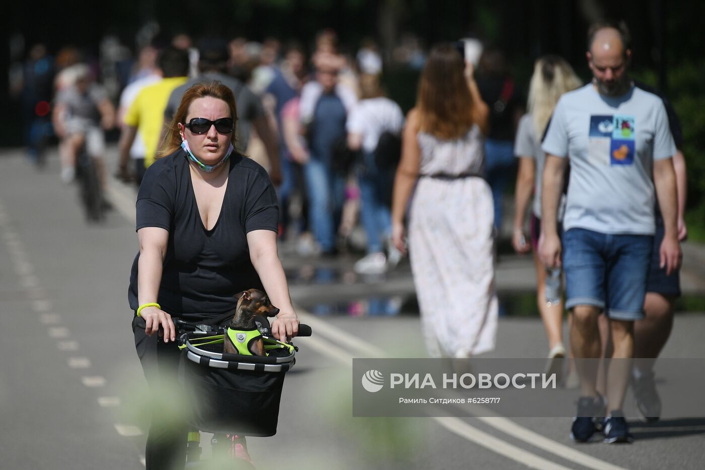 Теплая погода в Москве