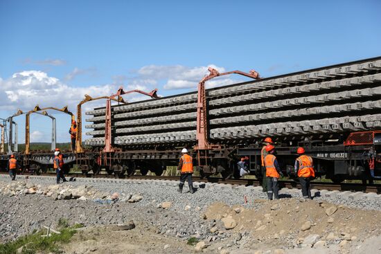 Строительство железной дороги в обход рухнувшего моста в Мурманской области