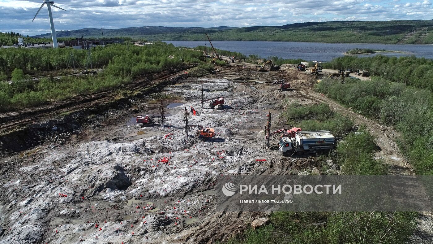 Строительство железной дороги в обход рухнувшего моста в Мурманской области