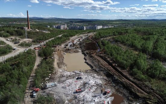 Строительство железной дороги в обход рухнувшего моста в Мурманской области