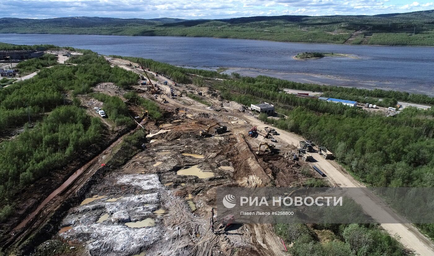 Строительство железной дороги в обход рухнувшего моста в Мурманской области