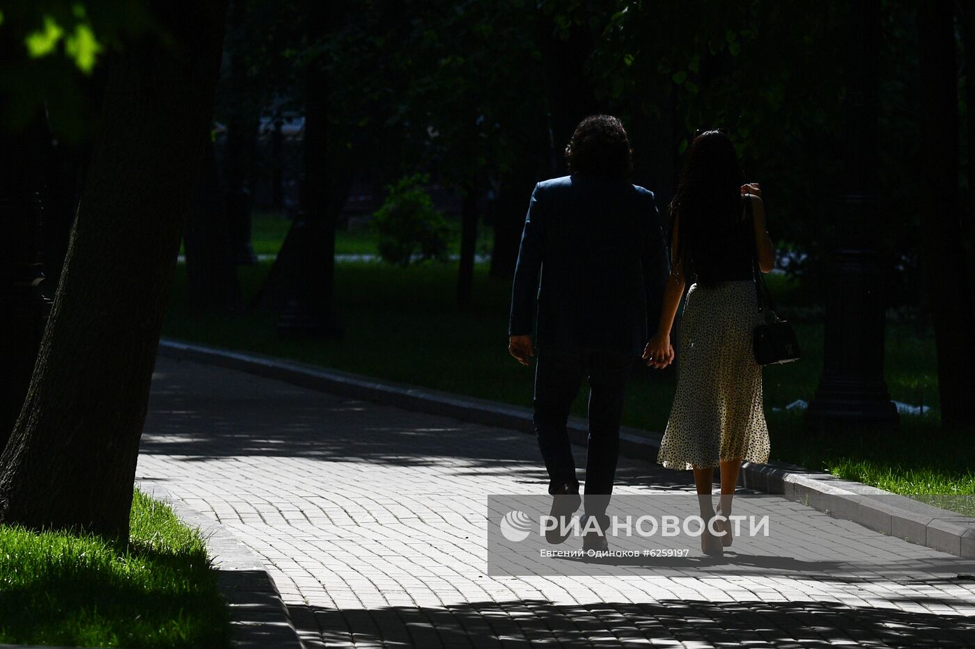 Теплая погода в Москве