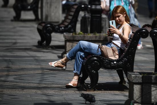 Теплая погода в Москве