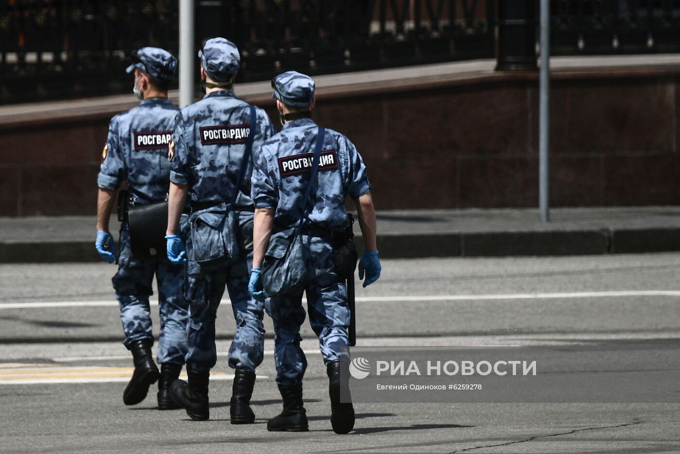 Теплая погода в Москве