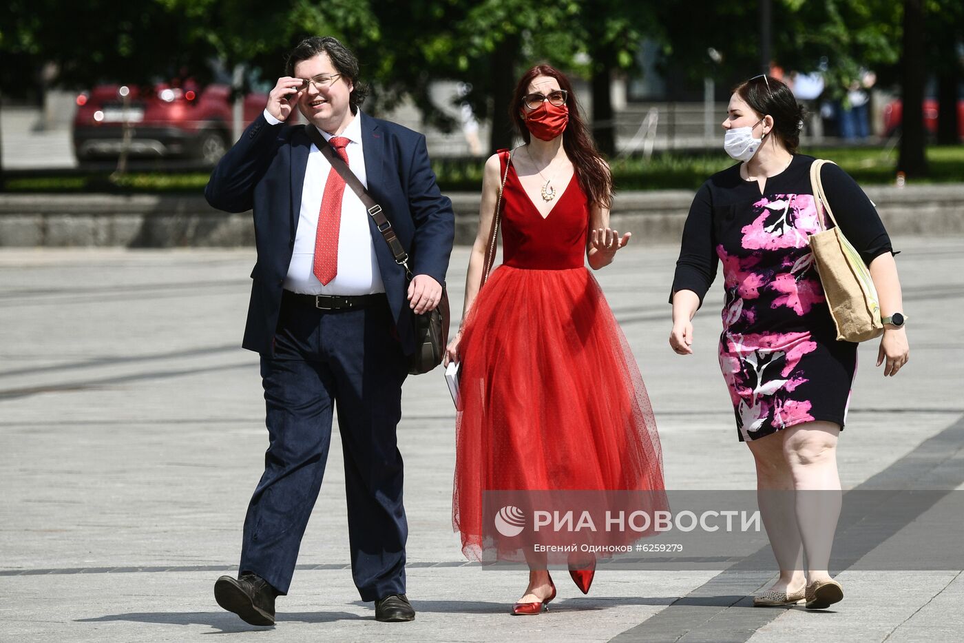Теплая погода в Москве