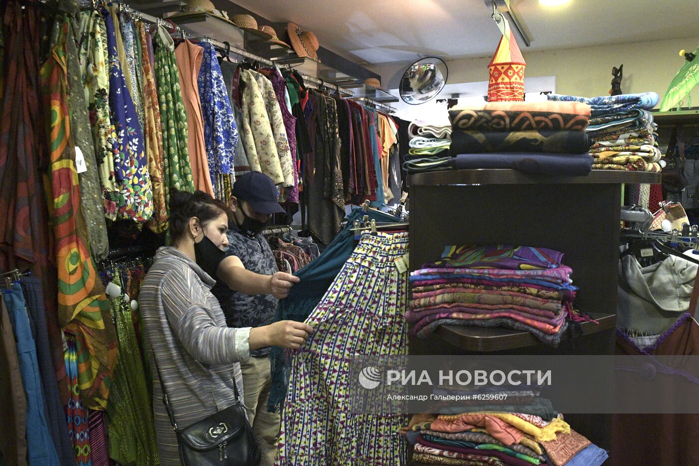 Открытие непродовольственных магазинов в Санкт-Петербурге