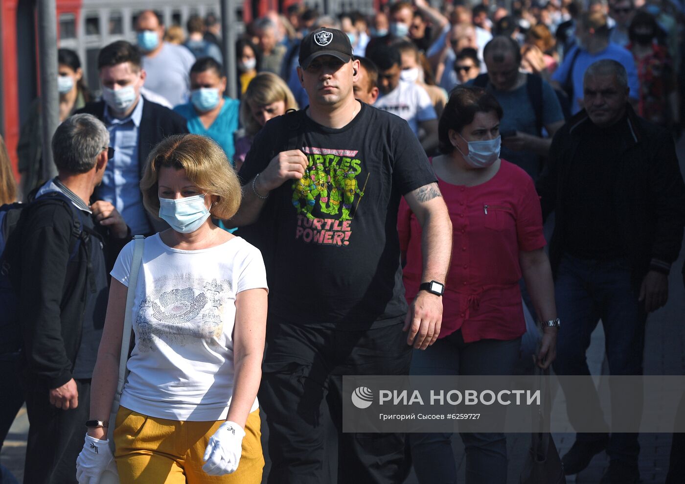 В Москве отменен режим самоизоляции