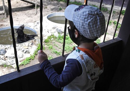 Зоопарк "Садгород" во Владивостоке открылся для посетителей 