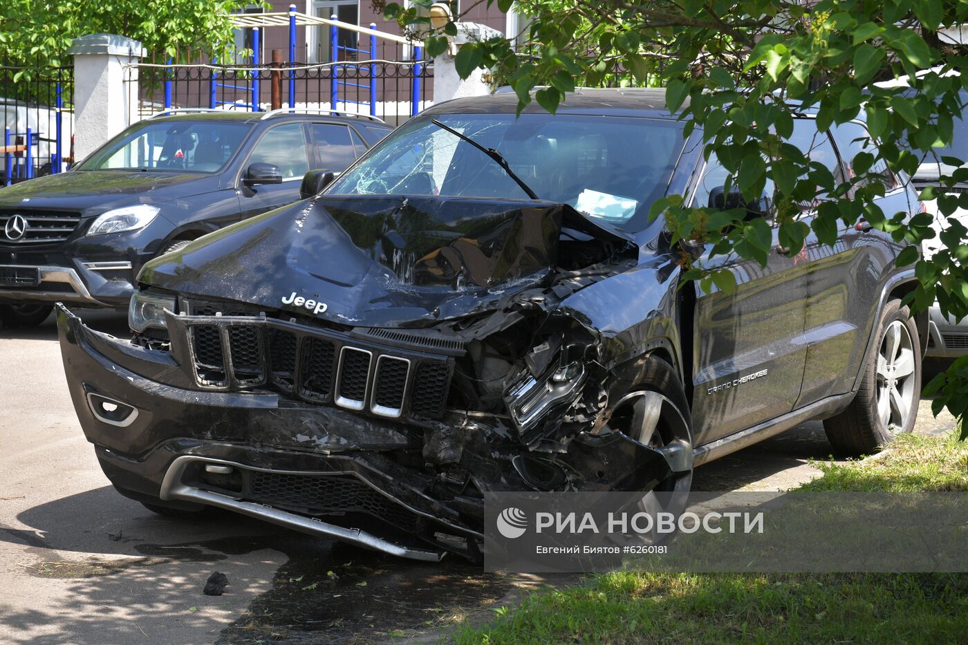 Актёр М. Ефремов доставлен на допрос в полицию