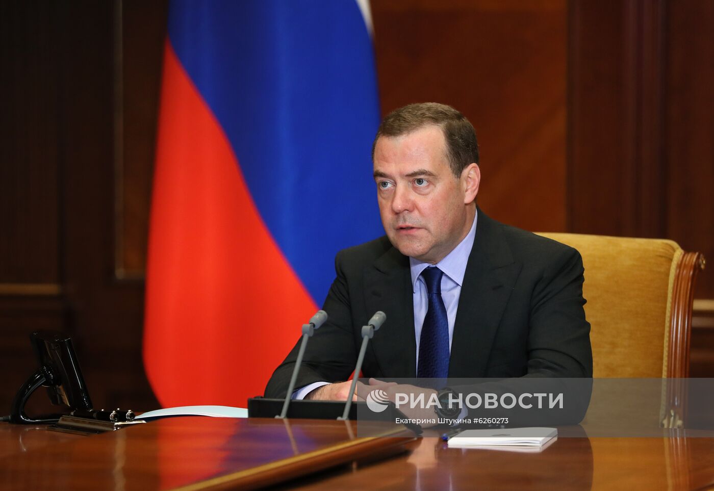 Заместитель председателя Совета безопасности РФ Д. Медведев провел совещание