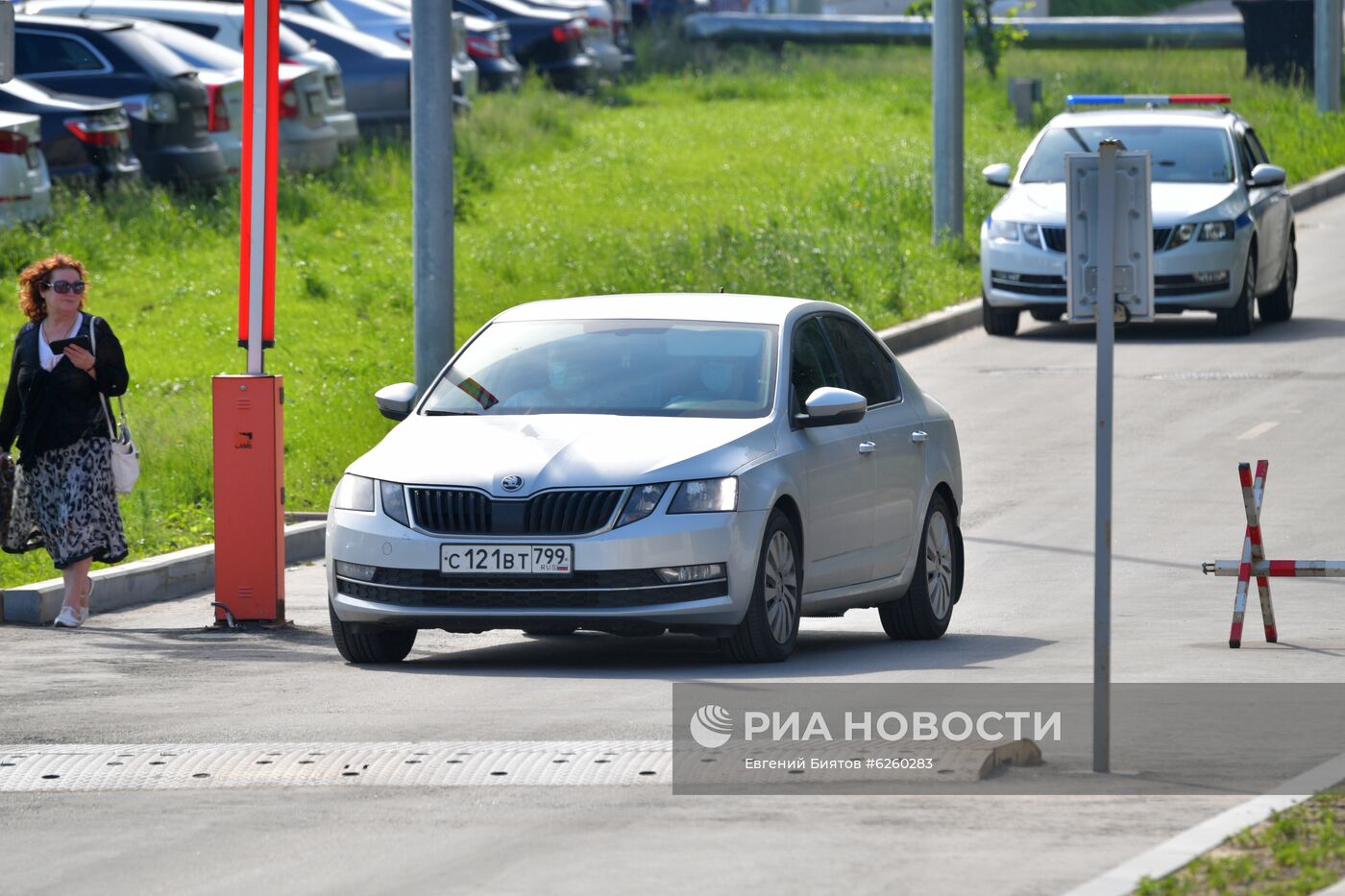Актёр М. Ефремов доставлен на допрос в полицию