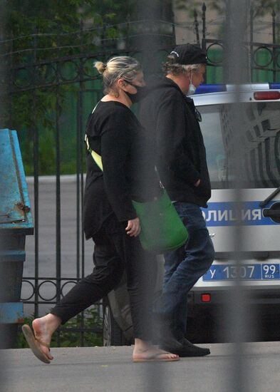 Актёр М. Ефремов доставлен на допрос в полицию