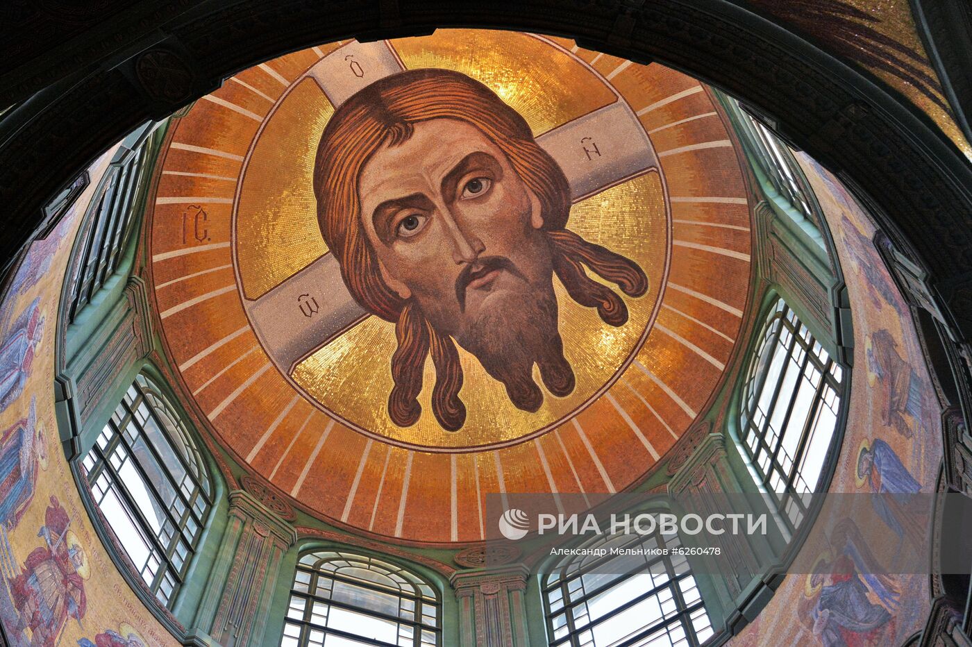 Вид купола внутри Главного храма Вооруженных сил РФ в парке "Патриот". Место: Россия, Московская область. Автор: Александр Мельников/РИА Новости. Послы иностранных государств посетили Главный храм ВС РФ